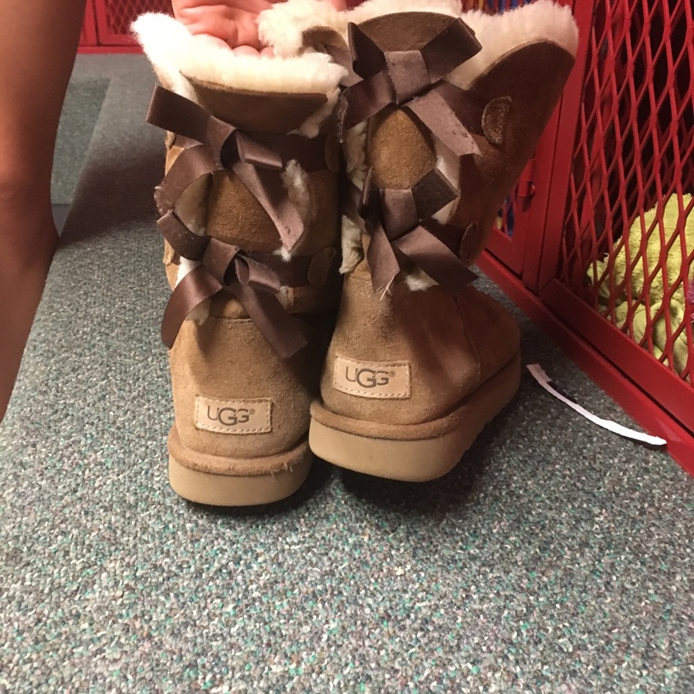 Brown Bailey Bow Uggs